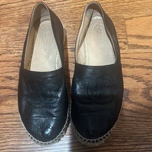 100% Authentic Black Chanel Calfskin Espadrilles Size 38 with box